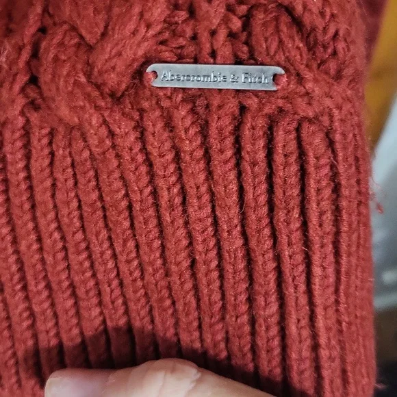 Abercrombie & Fitch Cable Knit Sweater Size Xs- Red - Picture 2 of 3